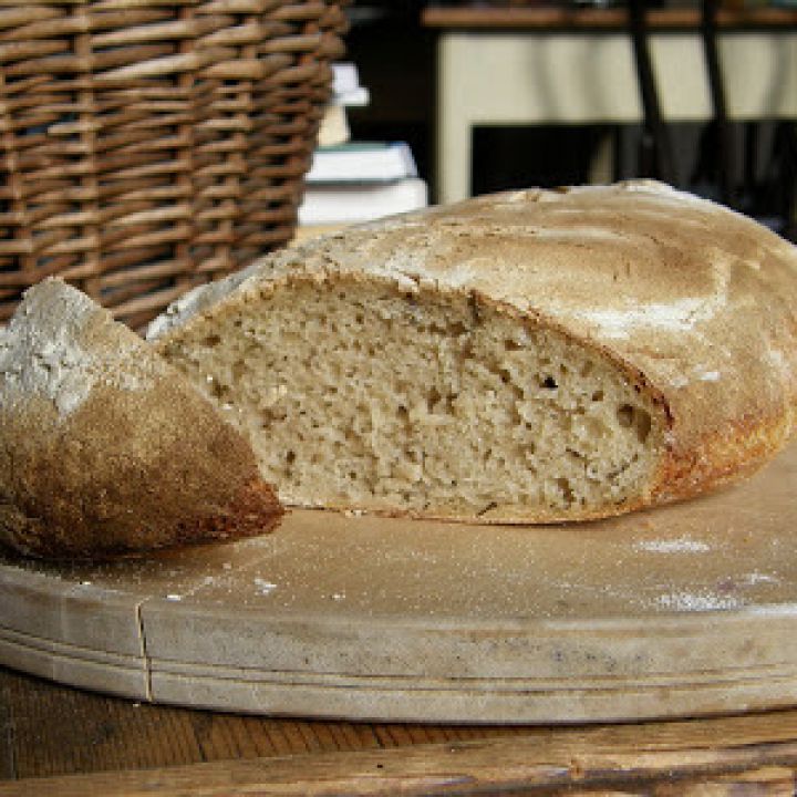 Bazalkový chléb